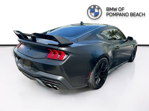Used 2024 Ford Mustang GT Premium image 4