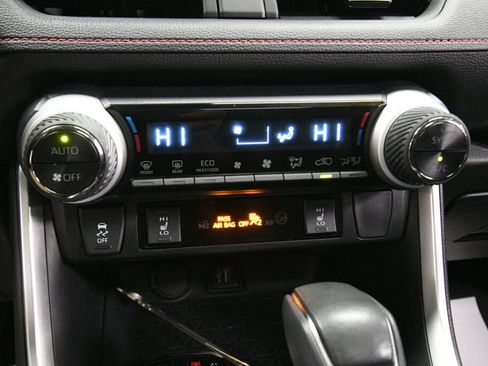 Used 2023 Toyota RAV4 SE w/ Weather & Moonroof Package AWD/4WD image 16
