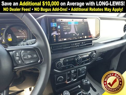 Used 2024 Jeep Wrangler Unlimited image 22