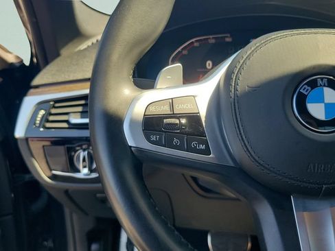 Used 2021 BMW 530i w/ M Sport Package RWD image 20