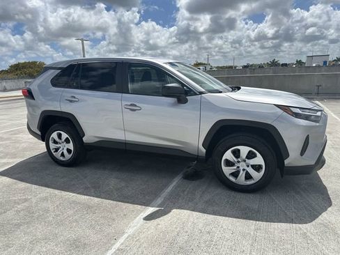 Used 2025 Toyota RAV4 LE image 38