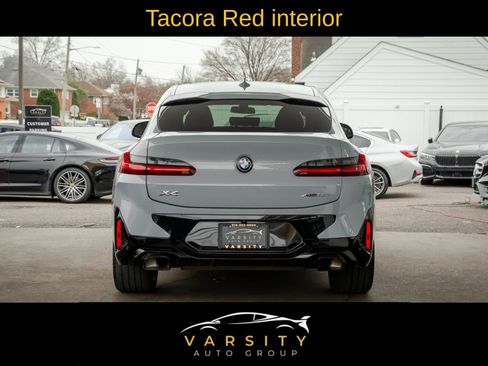 Used 2022 BMW X4 xDrive30i w/ Premium Package Essential image 5