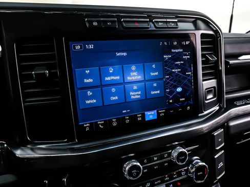 Used 2024 Ford F350 Lariat w/ Chrome Package image 20