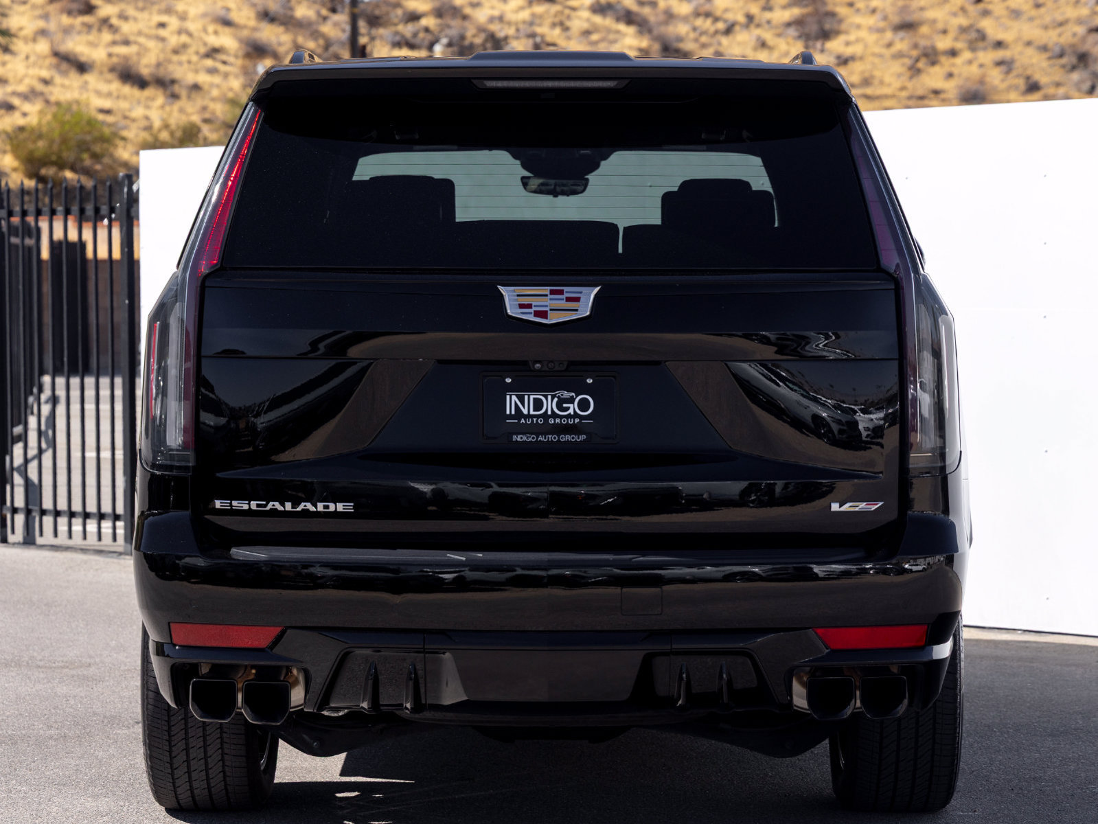 Used 2023 Cadillac Escalade V AWD/4WD image 6