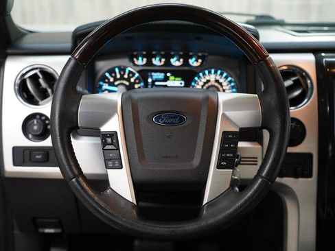 Used 2014 Ford F150 Platinum image 12