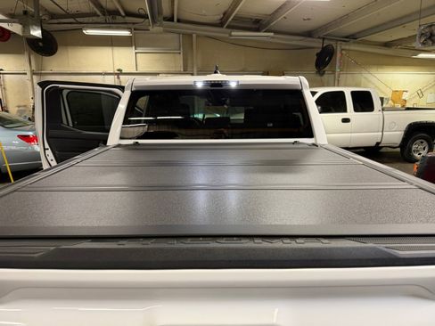 Used 2025 Toyota Tacoma TRD Sport image 19