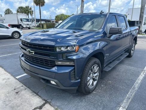 Used 2022 Chevrolet Silverado 1500 RST w/ Convenience Package II image 2