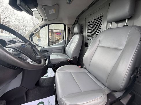 Used 2016 Ford Transit 150 130 Low Roof RWD image 14