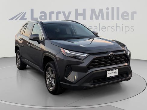 Certified 2024 Toyota RAV4 XLE AWD/4WD image 7
