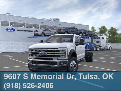 New 2026 Ford F450 Lariat image 3