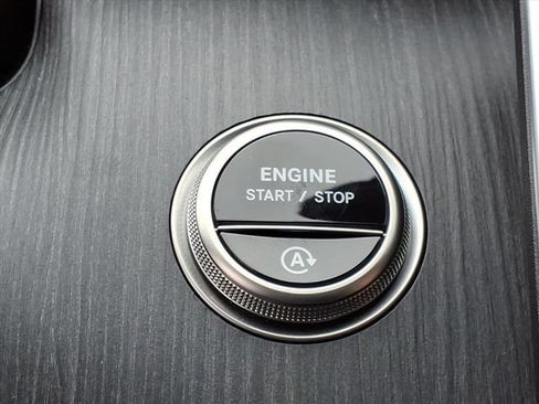 Certified 2025 Mercedes-Benz C 300 4MATIC Sedan image 25