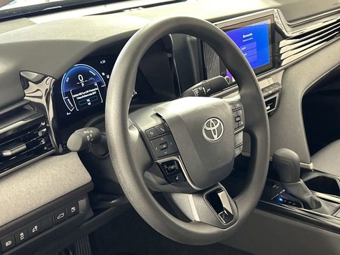 New 2026 Toyota Camry LE image 12