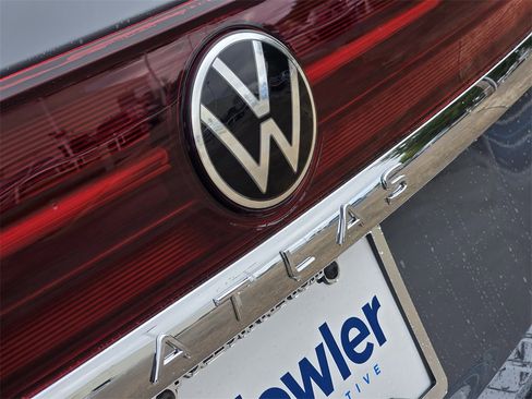 New 2026 Volkswagen Atlas SEL Premium R-Line image 7