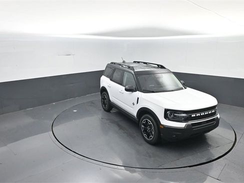 New 2025 Ford Bronco Sport Outer Banks image 22