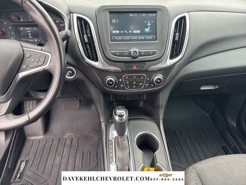 Used 2018 Chevrolet Equinox LT image 12