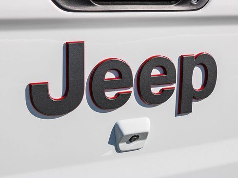 New 2026 Jeep Gladiator Rubicon image 9