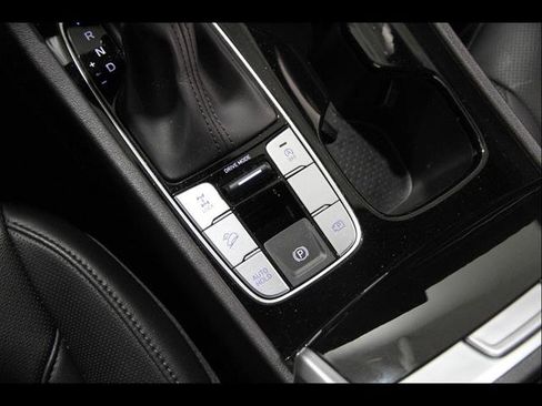 Used 2025 Hyundai Tucson XRT image 16