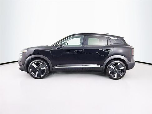 Used 2025 Nissan Kicks SR AWD/4WD image 4