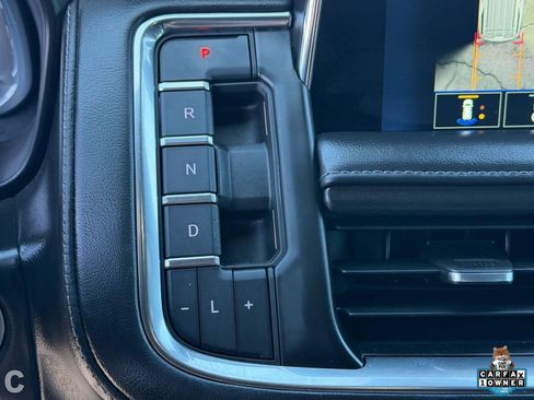 Certified 2022 Chevrolet Tahoe Z71 w/ Luxury Package AWD/4WD image 32