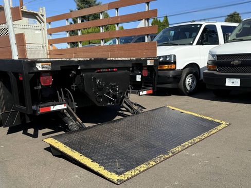 Used 2011 Ford F550 2WD Crew Cab Super Duty w/ Payload Upgrade Pkg image 2