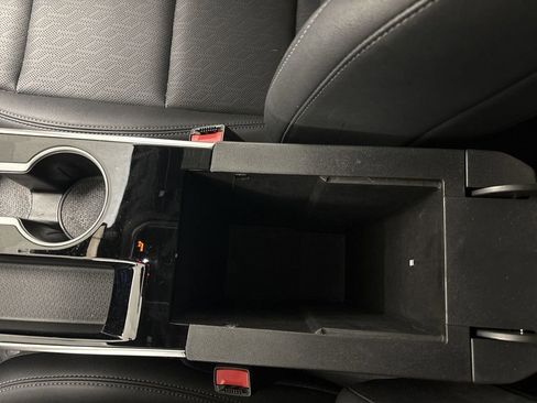 Used 2025 Chevrolet Equinox LT w/ Convenience Package II image 59