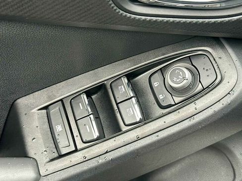 Certified 2025 Subaru Crosstrek 2.5i Limited image 13