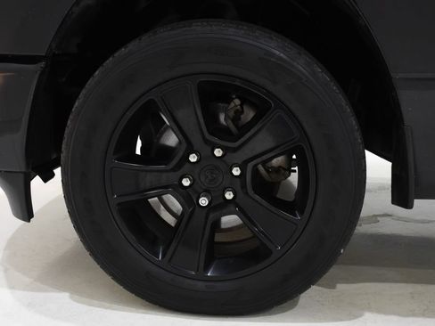 Used 2023 RAM 1500 Big Horn AWD/4WD image 8