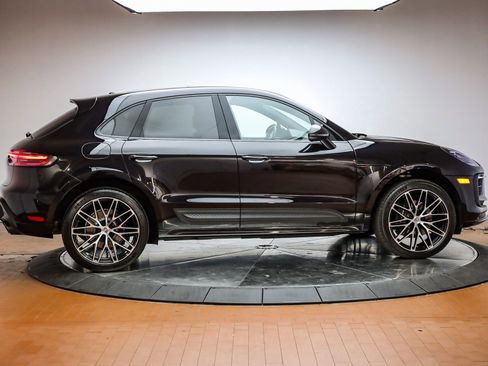 Used 2025 Porsche Macan image 45