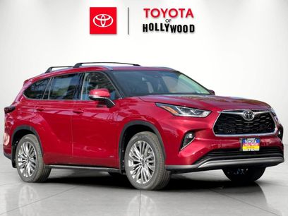 New 2026 Toyota Highlander Platinum