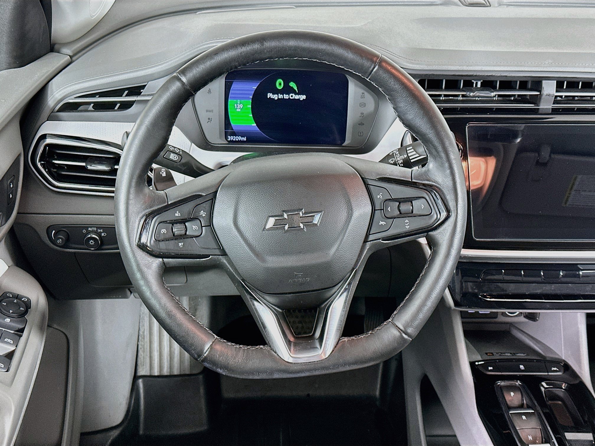 Used 2023 Chevrolet Bolt EUV Premier FWD image 18