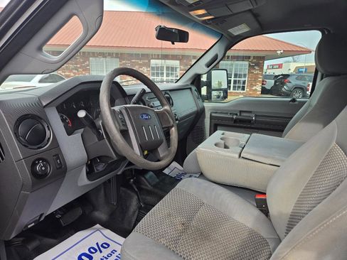 Used 2015 Ford F250 XL w/ Power Equipment Group image 24