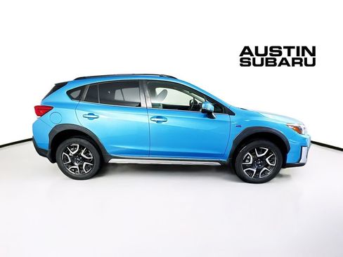 Used 2019 Subaru Crosstrek Hybrid w/ Moonroof Package w/Navigation AWD/4WD image 8