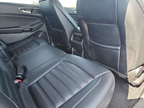 Certified 2024 Ford Edge SEL AWD/4WD image 11