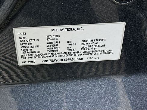 Used 2023 Tesla Model Y Long Range AWD/4WD image 12