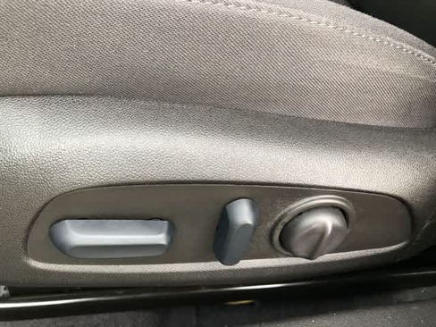 Used 2023 Chevrolet Malibu RS FWD image 14