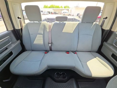 Used 2020 RAM 1500 Classic SLT AWD/4WD image 24