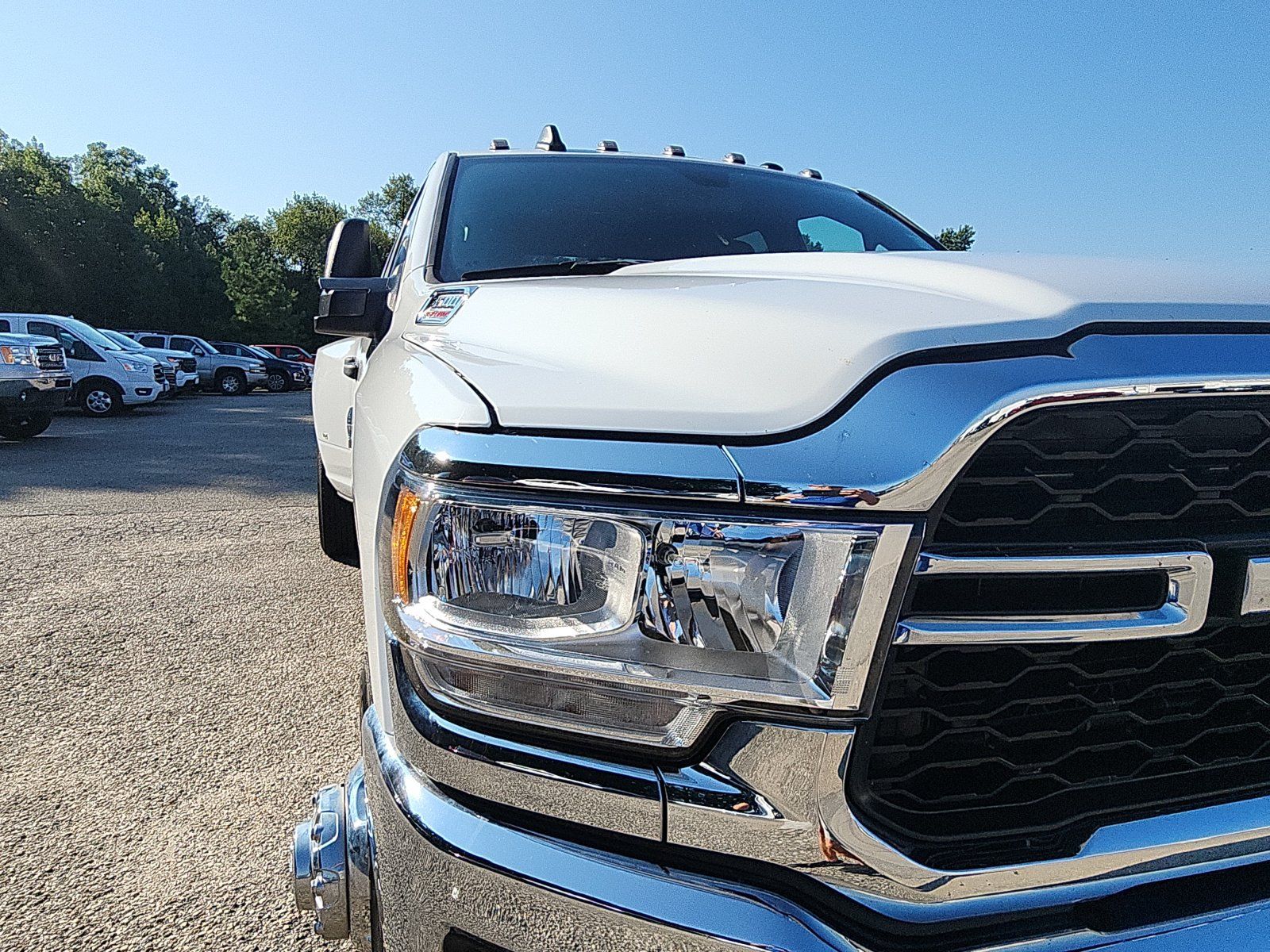 Used 2023 RAM 3500 Tradesman AWD/4WD image 9