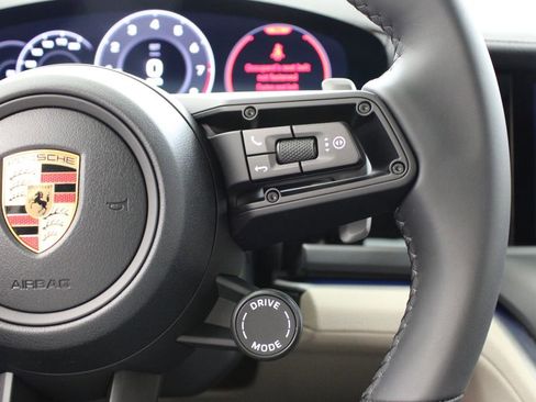 New 2026 Porsche Panamera image 30