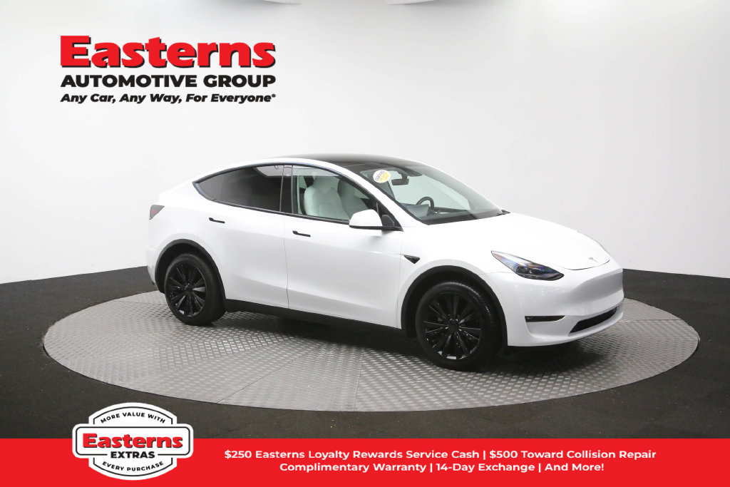Used 2023 Tesla Model Y Long Range AWD/4WD image 45