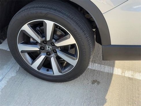 Used 2023 Honda Pilot Touring image 8