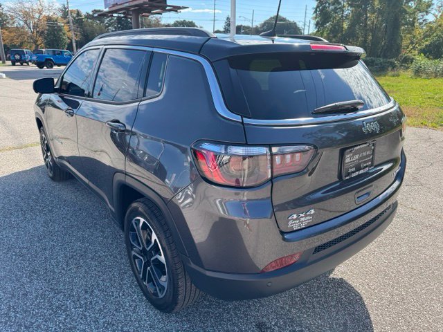 Used 2024 Jeep Compass Limited AWD/4WD image 11