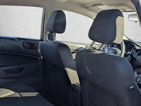 Used 2019 Ford Fiesta SE image 19