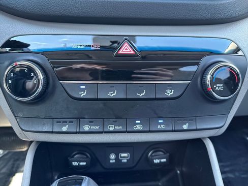 Used 2017 Hyundai Tucson Sport image 18