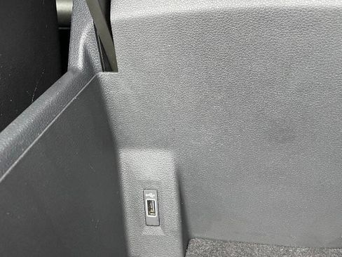 Used 2018 Volkswagen Atlas SE AWD/4WD image 35