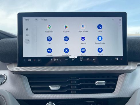 New 2026 Ford Explorer Active w/ Active Comfort Package image 11