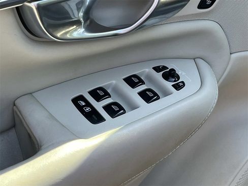 Used 2019 Volvo XC90 T6 Inscription w/ Advanced Package image 28