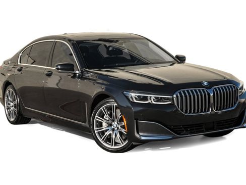 Used 2021 BMW 750i xDrive image 6