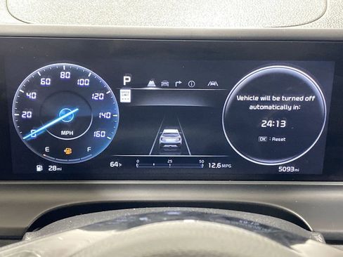 Used 2024 Kia Seltos SX w/ SX Sunroof Package image 10