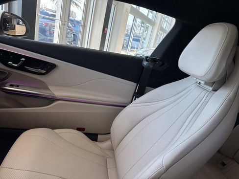 Used 2024 Mercedes-Benz CLE 300 4MATIC Coupe image 17