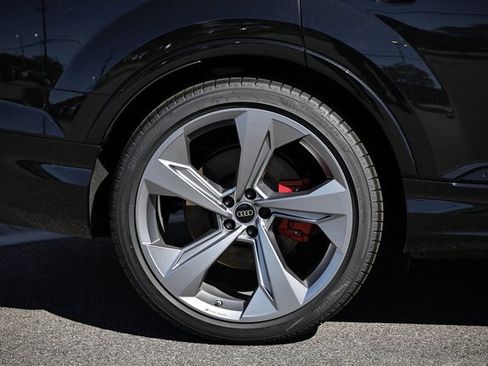 New 2026 Audi Q7 3.0T Prestige image 6